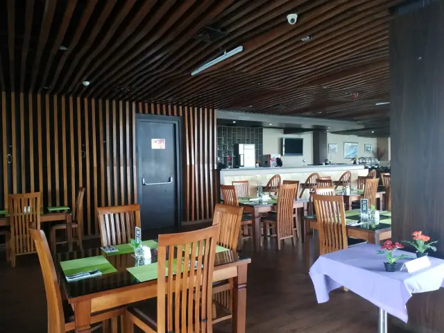 Gambar Makanan Ayanna Cafe & Lounge - Lynt Hotel 6
