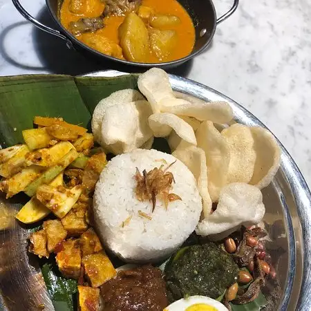 Gambar Makanan Madam Rich Puri Indah Mall 10