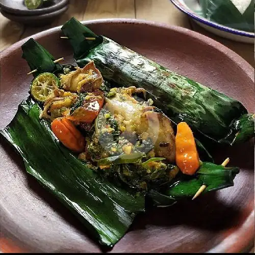 Gambar Makanan Ayam Bakar & Pepes Sunda ,Gunung Lumut Indah II 1