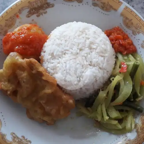 Gambar Makanan Warung Rujak + Nasi Campur Banyuwangi, Akasia 4