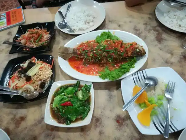 Suraya Seafood Food Photo 16
