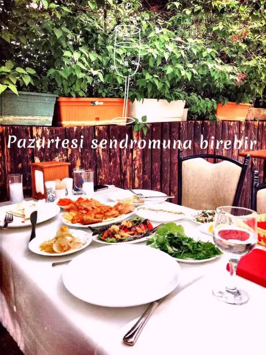 Adanalı Usta'nın Yeri'nin yemek ve ambiyans fotoğrafları 17