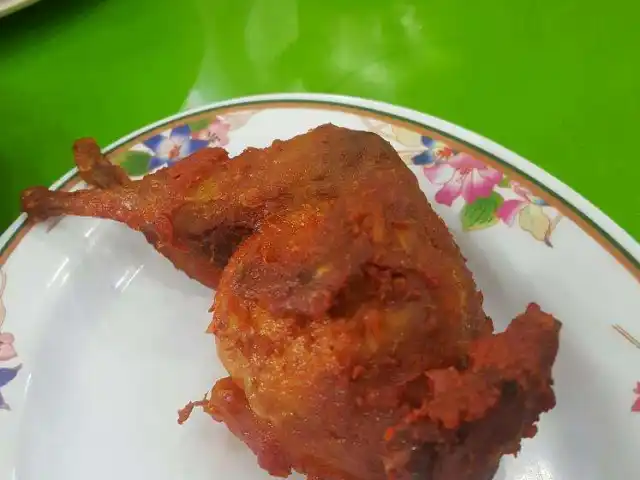 Jalan Alor Claypot Chicken Rice Food Photo 18