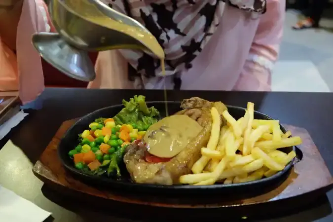 Gambar Makanan EQ Steak 8