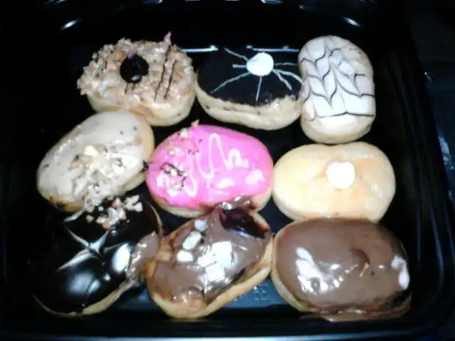 Big Apple Donuts & Coffee Food Photo 6