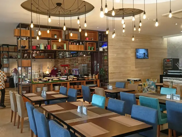 Gambar Makanan De' Kafe Restaurant - Mercure Jakarta Cikini 6