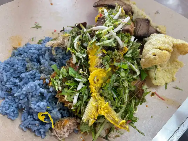 Liniey Nasi Kerabu Tumis Food Photo 4