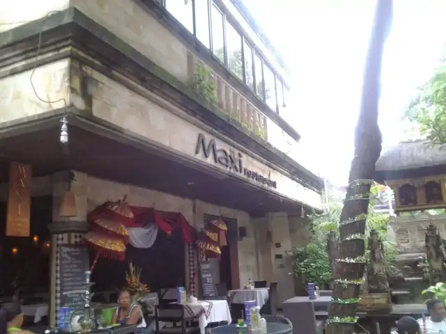 Gambar Makanan Maxi Restaurant 14