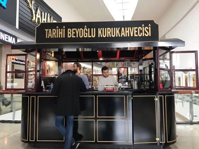 Tarihi Beyoğlu Kurukahvecisi