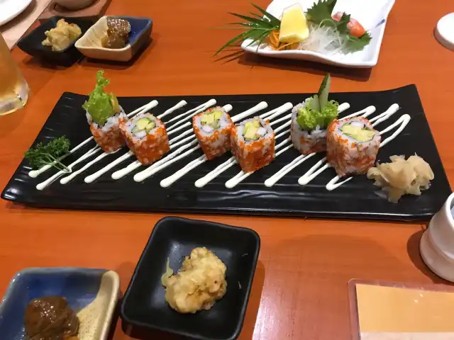 Gambar Makanan Yamaji Sushi 14