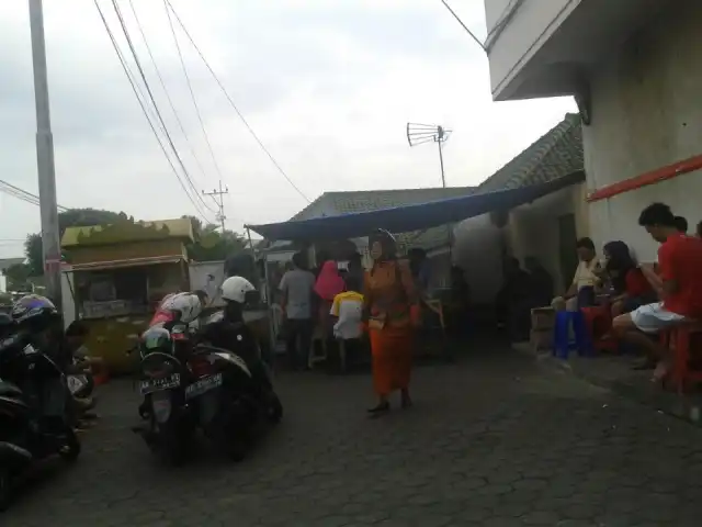 Gambar Makanan Bubur Ayam Van Danoe 7