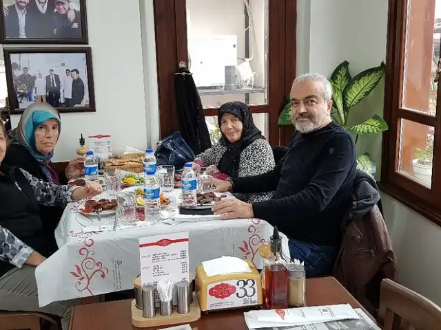 Tarihi Merkez Efendi Köftecisi Ahmet Usta'nin yemek ve ambiyans fotoğrafları 24