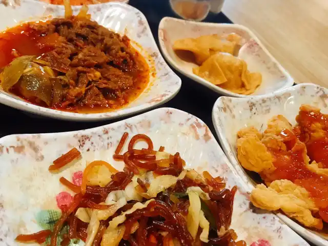 Gambar Makanan Mujigae Bibimbab & Casual Korean Food 9