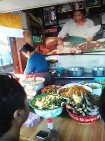 Gambar Makanan Nasi Ayam Men Weti 17