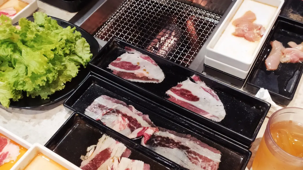 Hattori Shabu - Shabu & Yakiniku