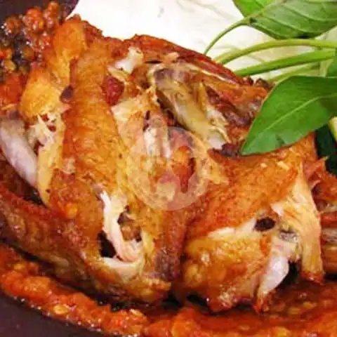 Gambar Makanan Ayam Penyet Sambel Kemangi, Jl. Depsos Raya No.35 2