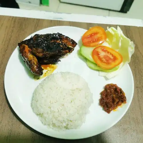 Gambar Makanan kharisma Bahari, Jl Bintara No 37C  1