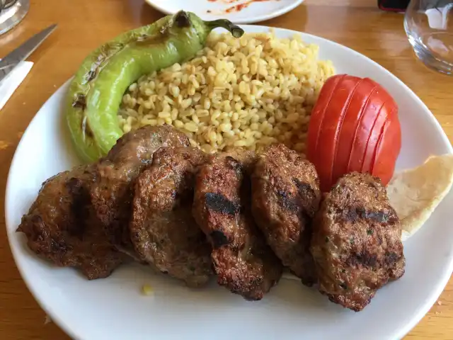 Karaköy Gedikli Köfte'nin yemek ve ambiyans fotoğrafları 50