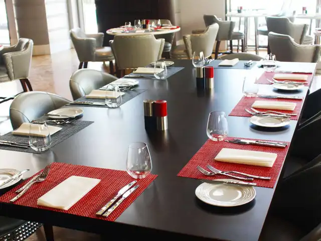 Remina Restaurant - Wyndham Grand İstanbul Kalamış Marina Hotel'nin yemek ve ambiyans fotoğrafları 17