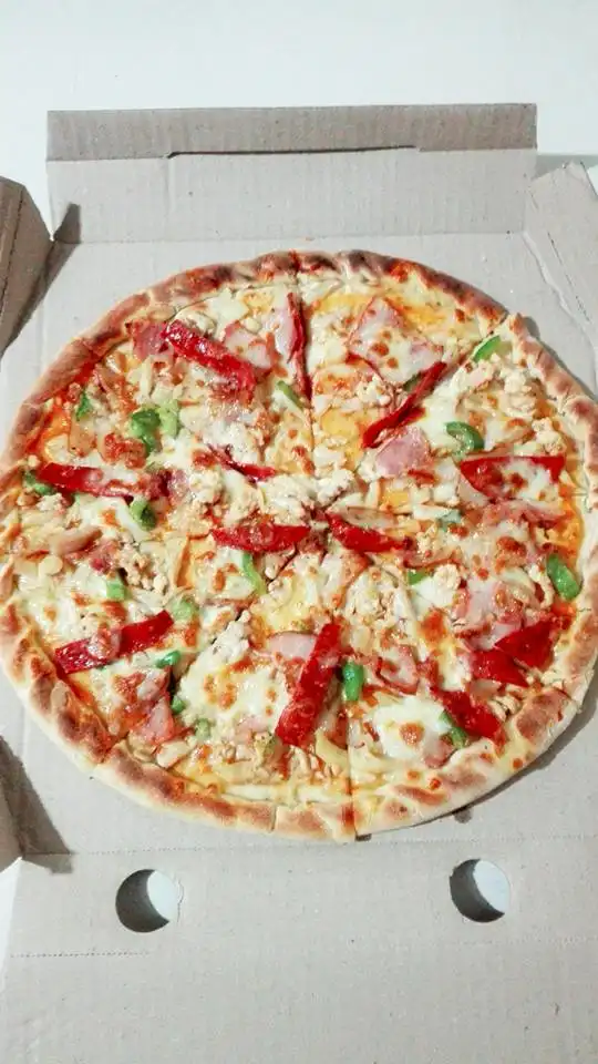 E - Go Pizza