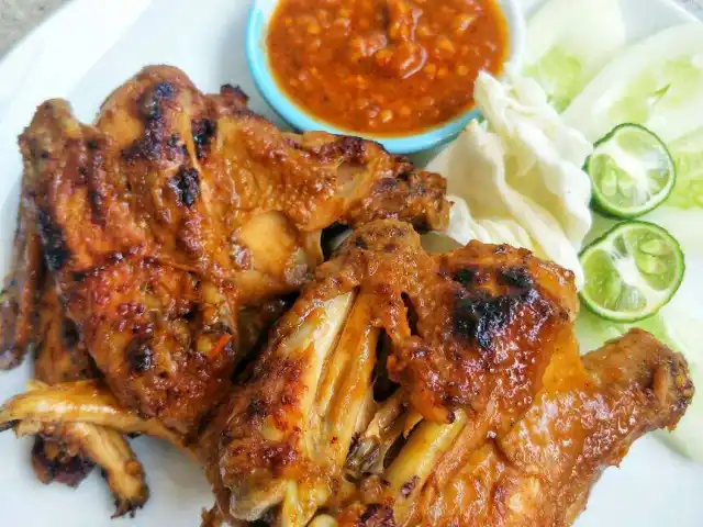 Gambar Makanan Ayam Bakar Chacha 7