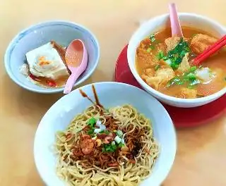 Yong Tofu & Sang Nuk Mee Soup