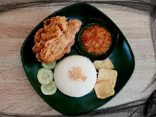 Ayam Geprek Nusantara