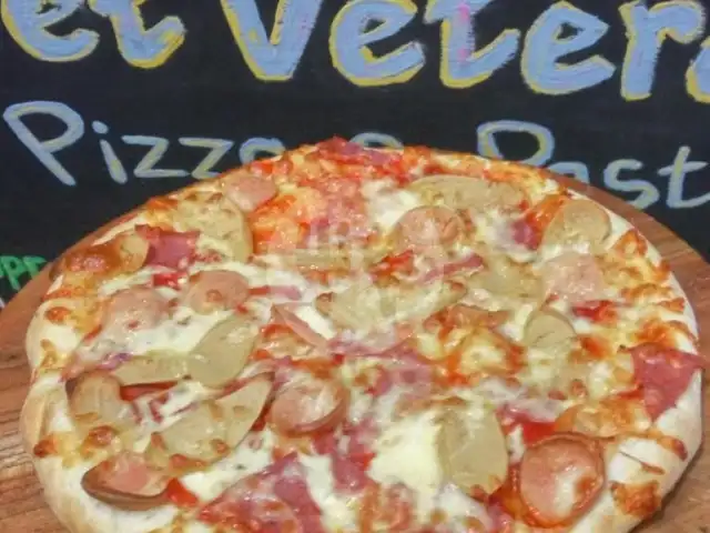 Gambar Makanan Et Veteran Pizza, Taman Asri 7