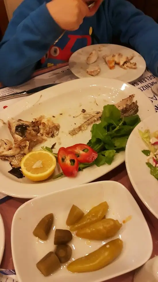 Tuzla Yakamoz Balık'nin yemek ve ambiyans fotoğrafları 3