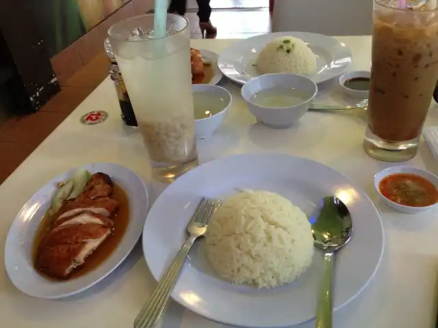 Singapore Chicken Rice (SCR) Food Photo 16