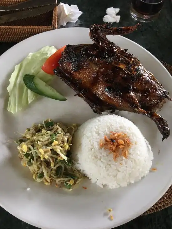 Gambar Makanan Bebek Tepi Sawah 6