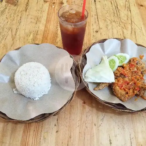 Gambar Makanan Ayam Geprek Malaka, Sukapura 2