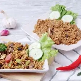 Gambar Makanan Nasi Goreng Seafood Suryalaya Tsk, MT. Al-Mansyuriah 12