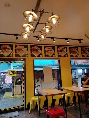 Kalsada Burger - Kapasigan Branch Food Photo 5