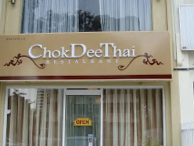 Chok Dee Thai Restaurant Food Photo 1