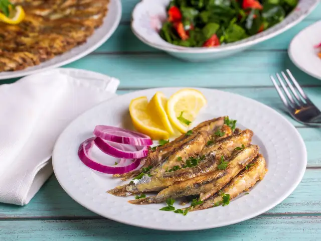 Çarşı Balık Izgara'nin yemek ve ambiyans fotoğrafları 1