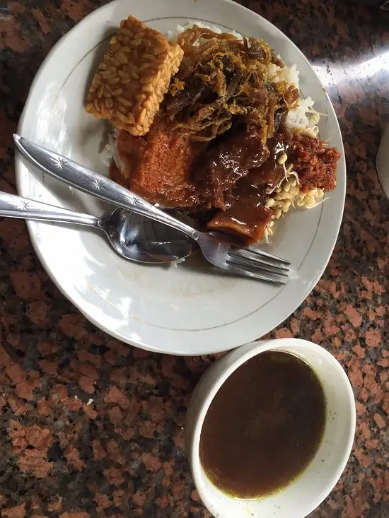 Gambar Makanan Rawon Pak Pangat Wonokromo 9