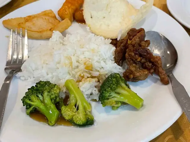 Gambar Makanan VOC Galangan Restaurant 1