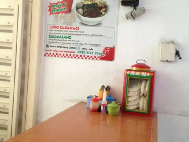 Gambar Makanan Sam's Strawberry Corner (Lebak Bulus) 14