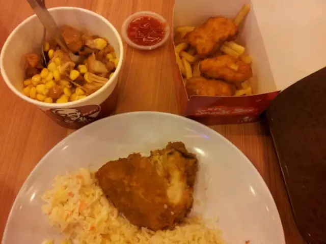KFC Drive Thru Food Photo 13