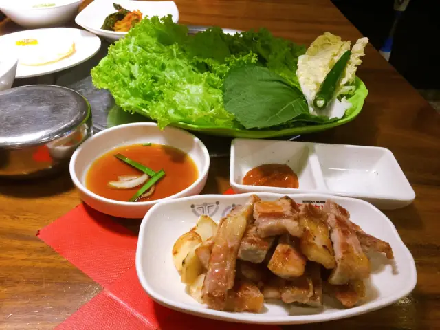 Gambar Makanan Myeongdong Galbi (Myeonggal BBQ) 5