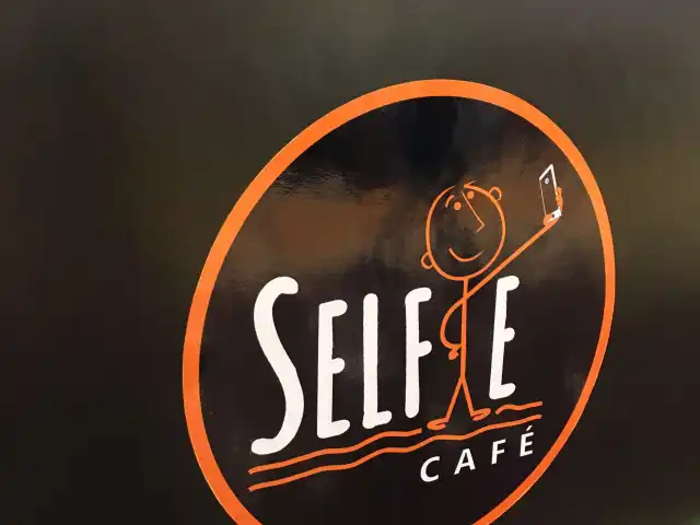 Selfie Cafe Food Photo 10