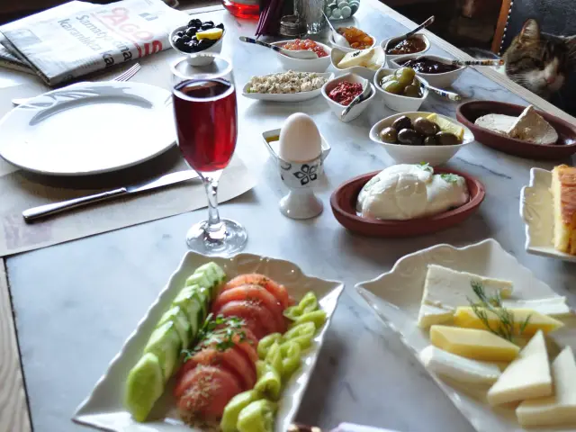Nisanyan Evleri Hotel Restaurant'nin yemek ve ambiyans fotoğrafları 3