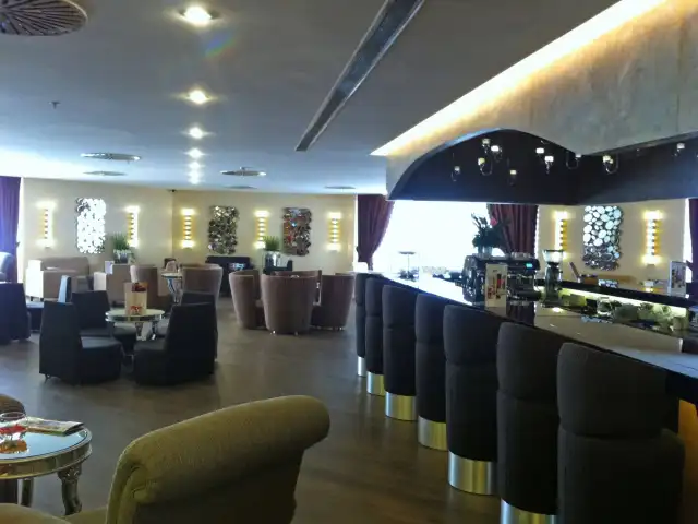 Lobby Bar - İstanbul Gönen Hotel'nin yemek ve ambiyans fotoğrafları 8