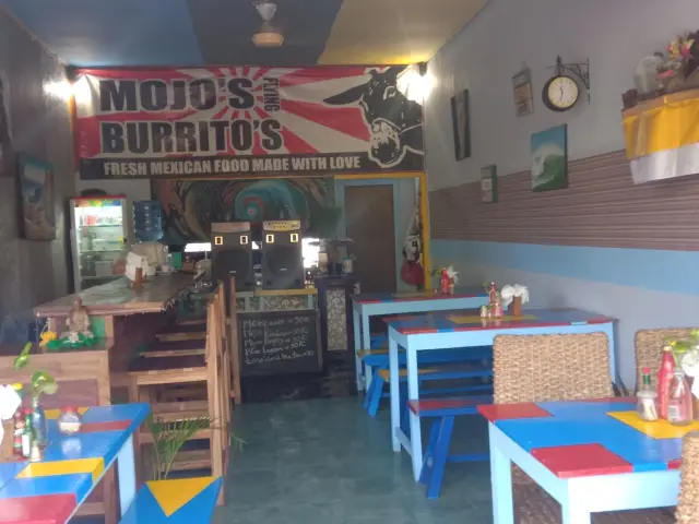 Gambar Makanan Mojo's Burritos 3