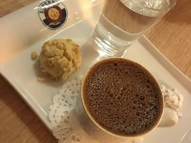 Nuri Efendi Cafe Bistro'nin yemek ve ambiyans fotoğrafları 6