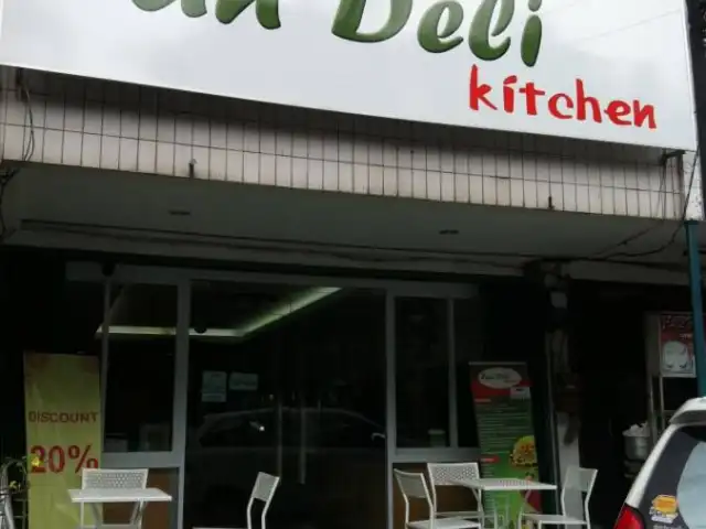 Pan' Deli kitchen