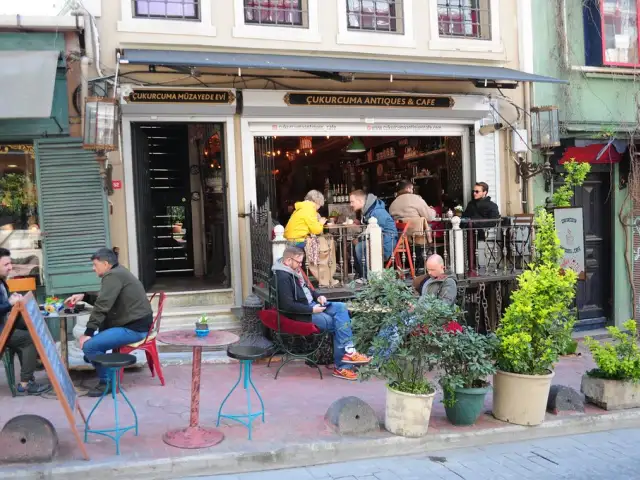 Cukurcuma Antiques & Cafe'nin yemek ve ambiyans fotoğrafları 9