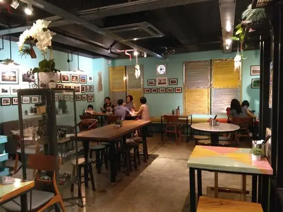 Studio Cafe Food Photo 2