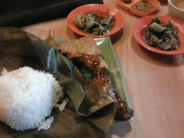 Gambar Makanan Cibiuk Resto Depok 12